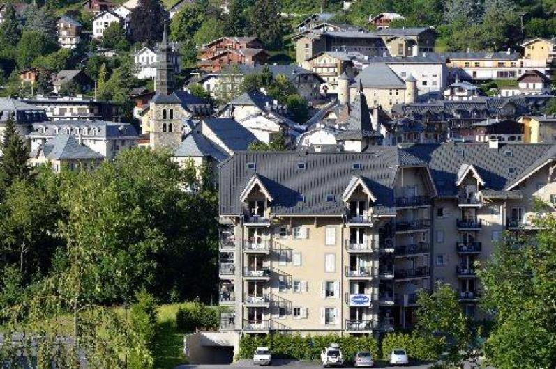 94 m2 spacieux insonorisé en PLEIN CENTRE - deux parkings couverts gratuits et WIFI gratuit ! Saint-Gervais-les-Bains Esterno foto